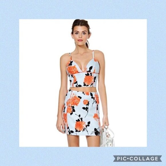 MINKPINK Blue and Orange Floral Structured Top Size Small - Picture 9 of 10